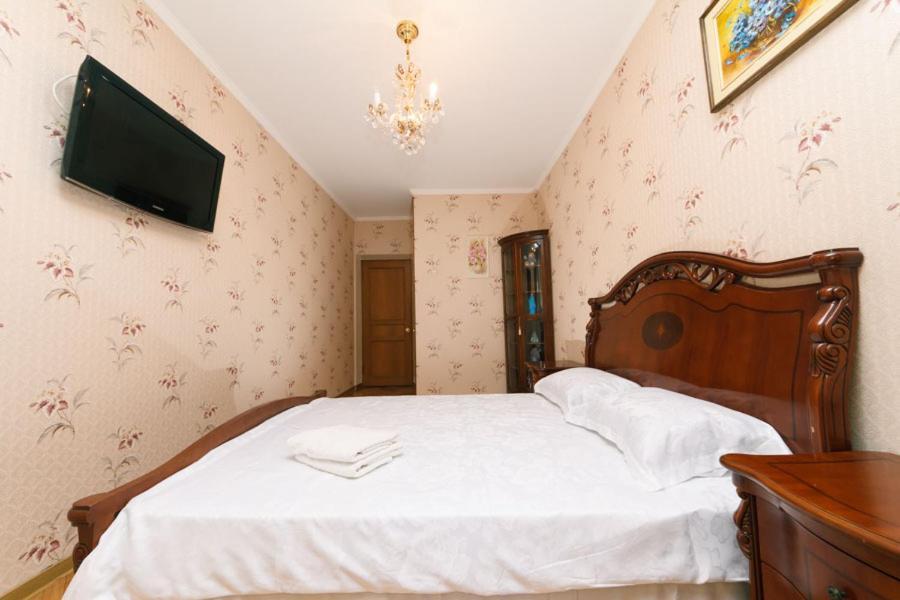 Apartment On Volodymirska 73 Street Kijev Kültér fotó