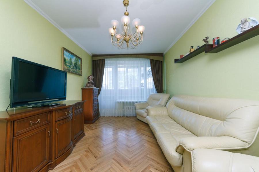 Apartment On Volodymirska 73 Street Kijev Kültér fotó